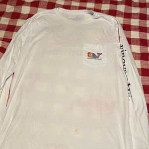 Size small 
White  logo design
No stains or issues
